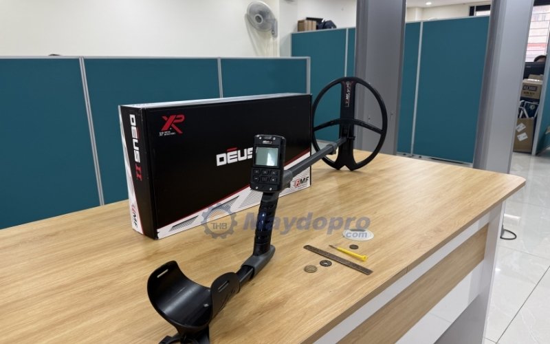 Máy dò kim loại dưới lòng đất XP DEUS II