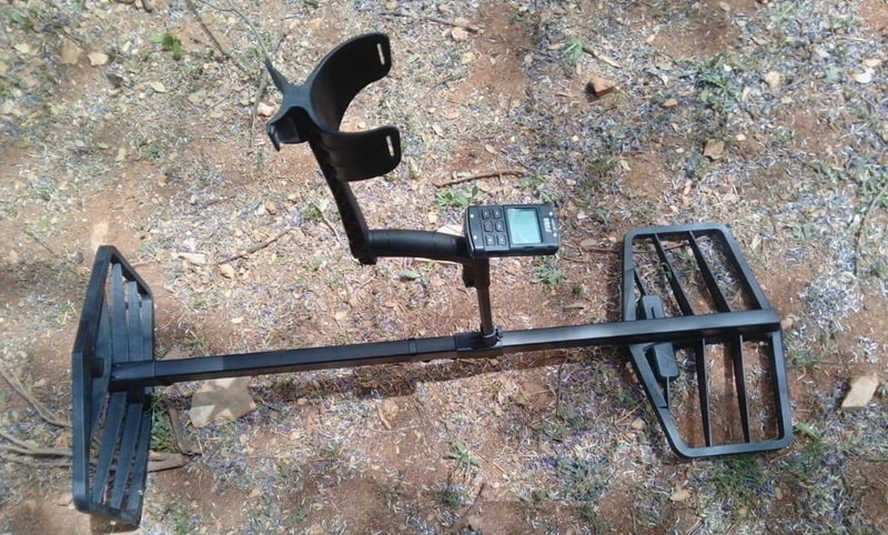 Máy dò kim loại dưới lòng đất XP Xtrem Hunter sử dụng công nghệ FMF