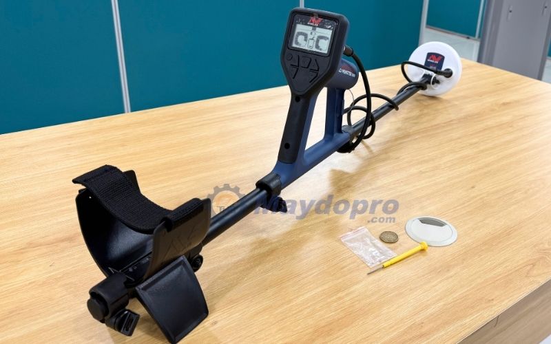Máy rà hạt vàng GOLD MONSTER 1000 Minelab Úc