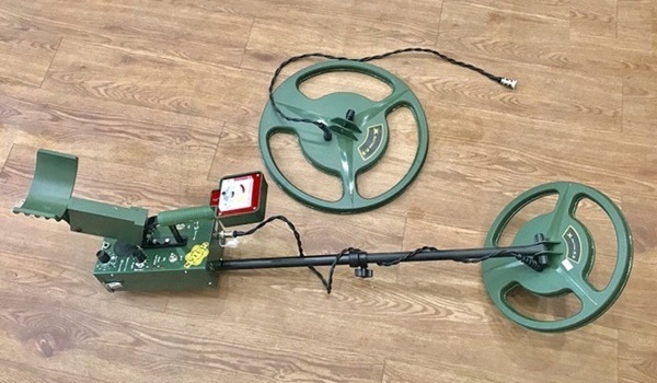 Máy dò kim loại dưới lòng đất TM-99S độ bền cao