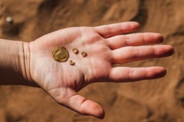 Kho vàng được phát hiện ở một bãi rác thời Byzantine