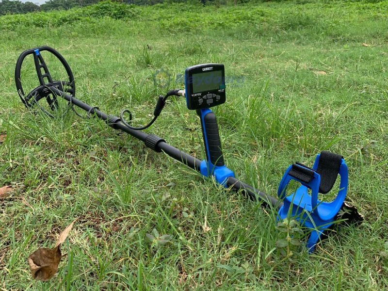 Garrett Vortex VX5 nhỏ gọn, có khả năng chống nước lên tới 5m