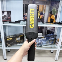 Tay dò kim loại Garrett Guide 1173000